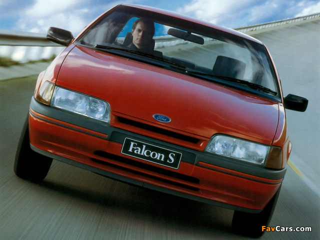 Pictures of Ford Falcon S 30th Anniversary (EA) 1990 (640 x 480)
