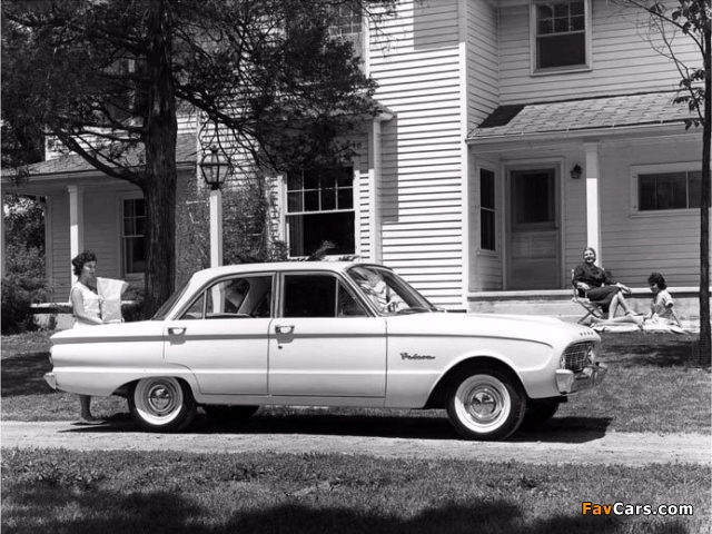 Photos of Ford Falcon 4-door Sedan 1960 (640 x 480)