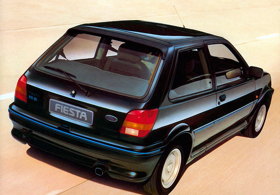 Ford Fiesta XR2i 1990–95 pictures