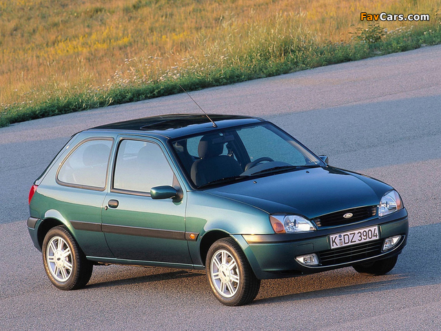 Ford Fiesta 3-door 1999–2002 images (640 x 480)