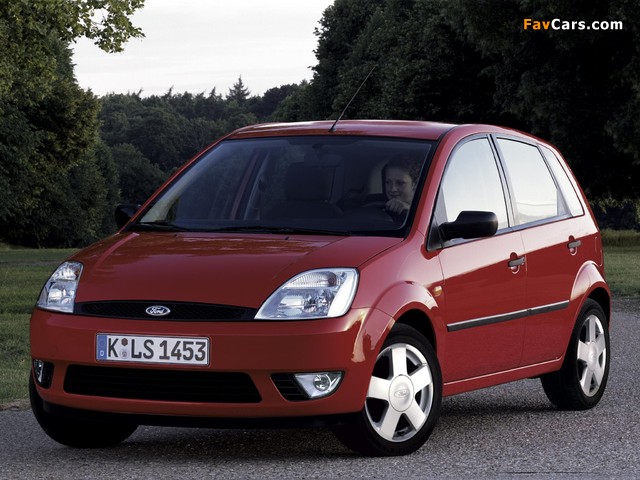 Ford Fiesta 5-door 2002–05 photos (640 x 480)