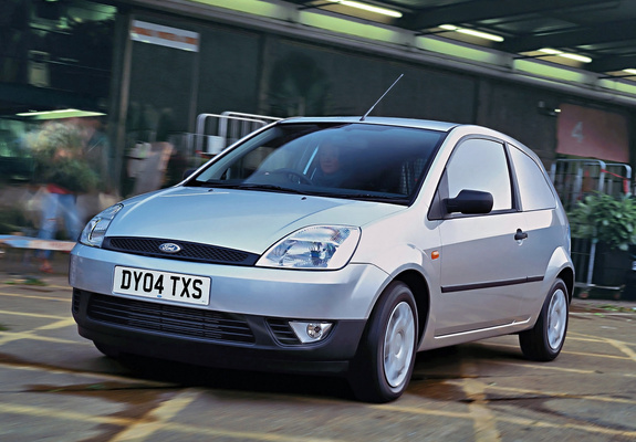 Ford Fiesta Van UK-spec 2002–05 photos