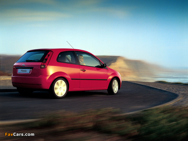 Ford Fiesta 3-door 2002–05 pictures (640 x 480)