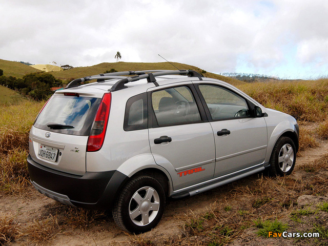 Ford Fiesta Trail 2003–07 pictures (640 x 480)