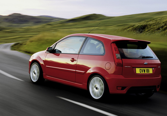 Ford Fiesta ST 2004–05 images