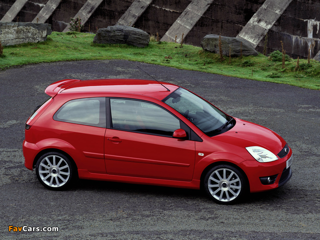 Ford Fiesta ST 2004–05 pictures (640 x 480)