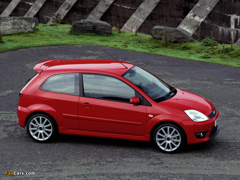 Ford Fiesta ST 2004–05 pictures (800 x 600)