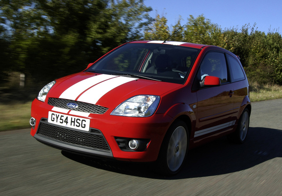 Ford Fiesta ST 2004–05 wallpapers