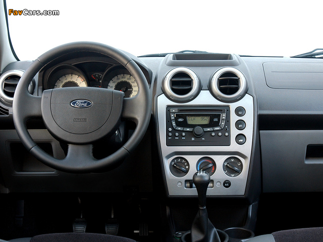 Ford Fiesta BR-spec 2007–10 pictures (640 x 480)