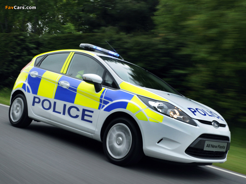 Ford Fiesta Police 2010 wallpapers (800 x 600)