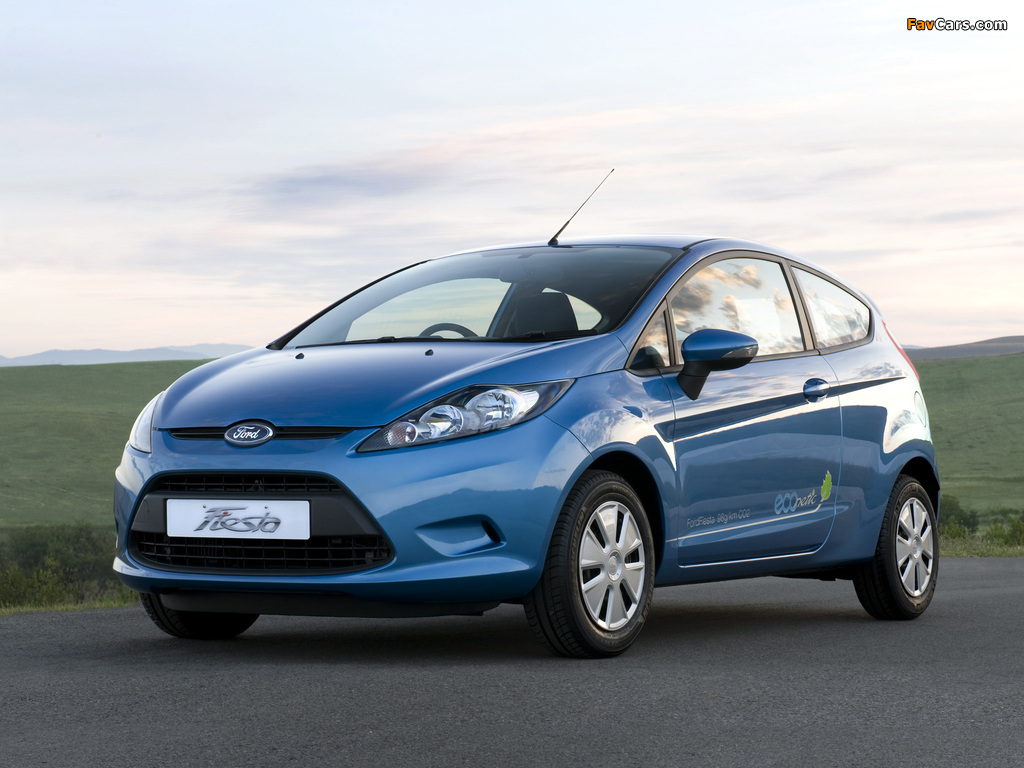 Ford Fiesta 3-door ECOnetic UK-spec 2011 wallpapers (1024 x 768)