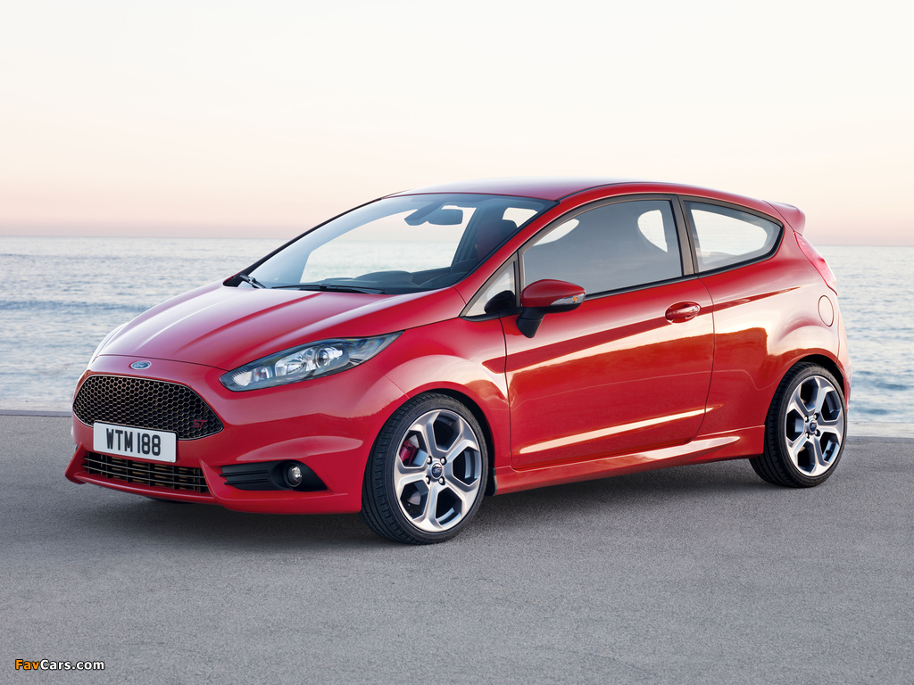 Ford Fiesta ST 3-door 2012 wallpapers (1024 x 768)