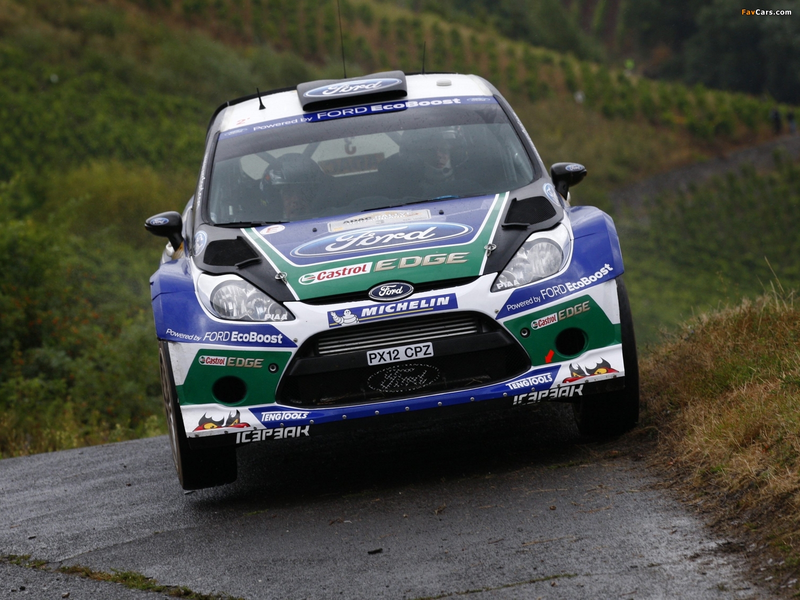 Ford Fiesta RS WRC 2012 wallpapers (1600 x 1200)