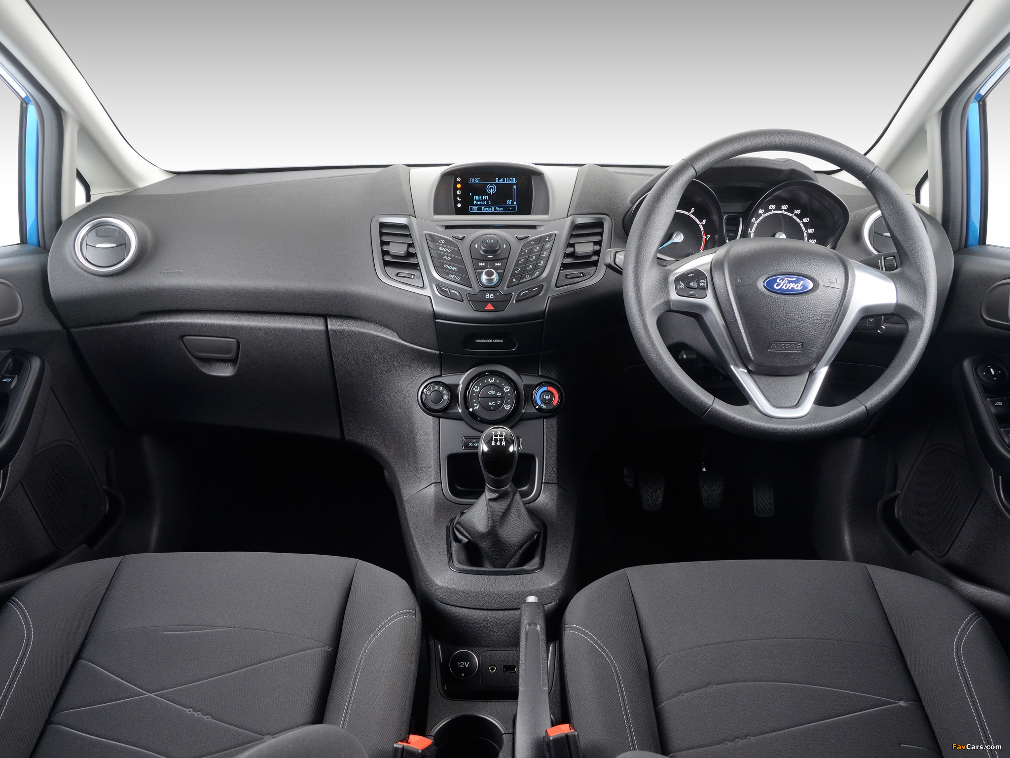 Ford Fiesta 5-door ZA-spec 2013 images (2048 x 1536)