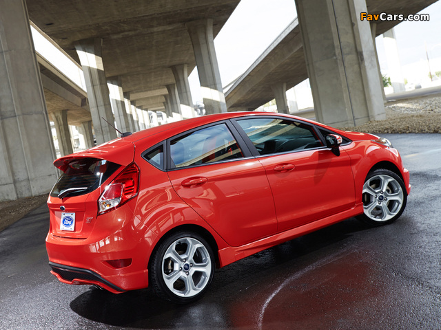 Ford Fiesta ST US-spec 2013 images (640 x 480)