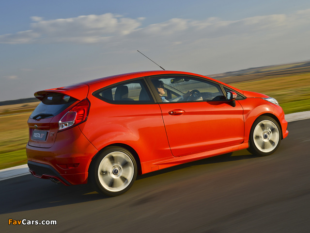 Ford Fiesta ST 3-door ZA-spec 2013 photos (640 x 480)