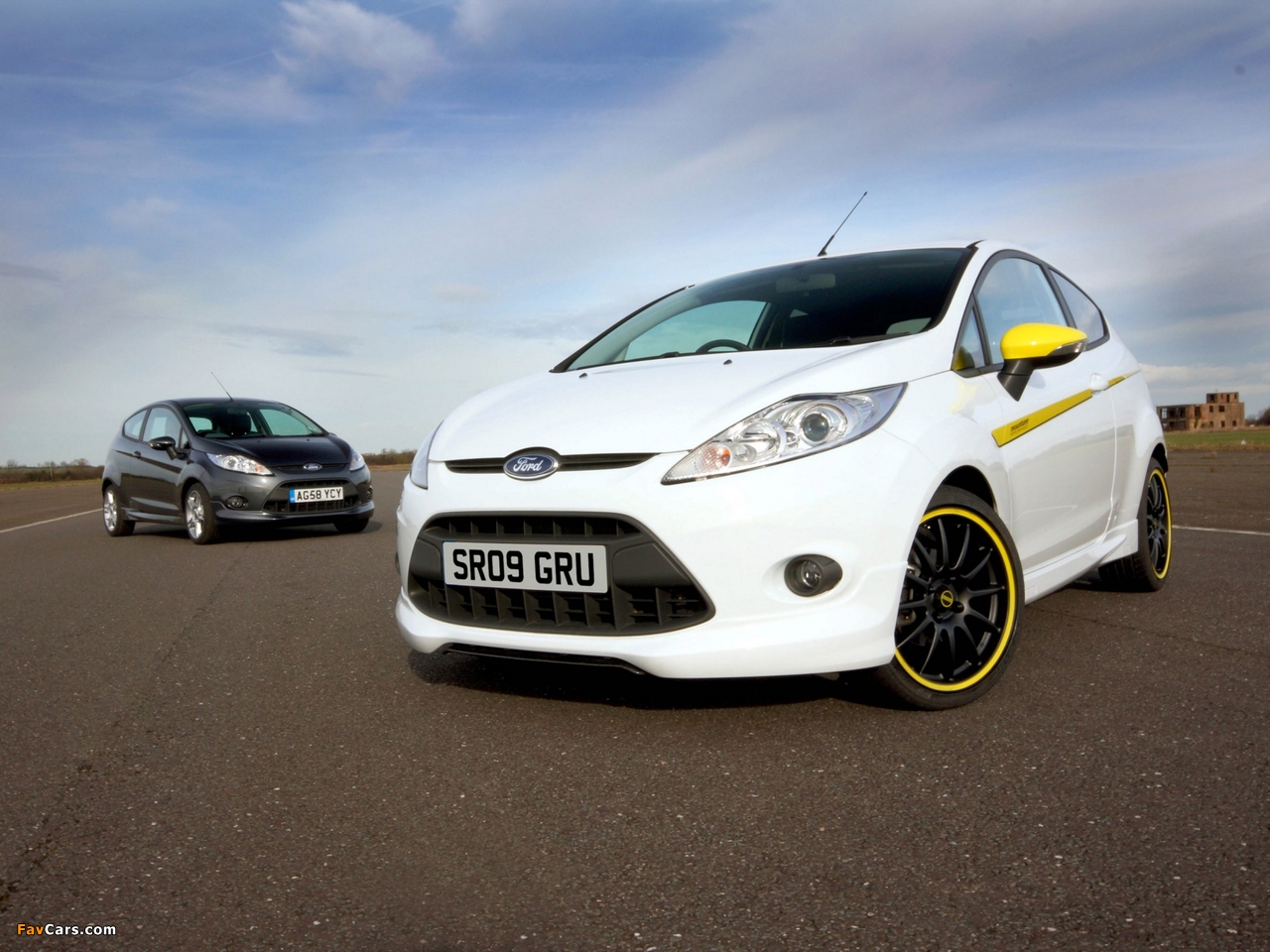 Ford Fiesta wallpapers (1280 x 960)