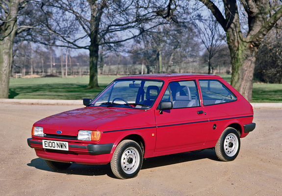 Images of Ford Fiesta UK-spec 1983–89