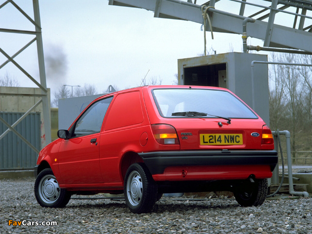 Images of Ford Fiesta Van UK-spec 1991–95 (640 x 480)