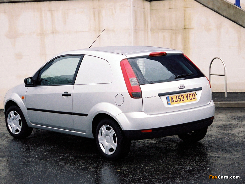 Images of Ford Fiesta Van UK-spec 2002–05 (800 x 600)