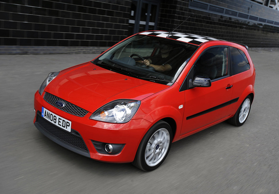 Images of Ford Fiesta Zetec S Red 2008