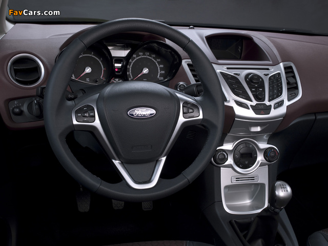 Images of Ford Fiesta 3-door 2008–12 (640 x 480)
