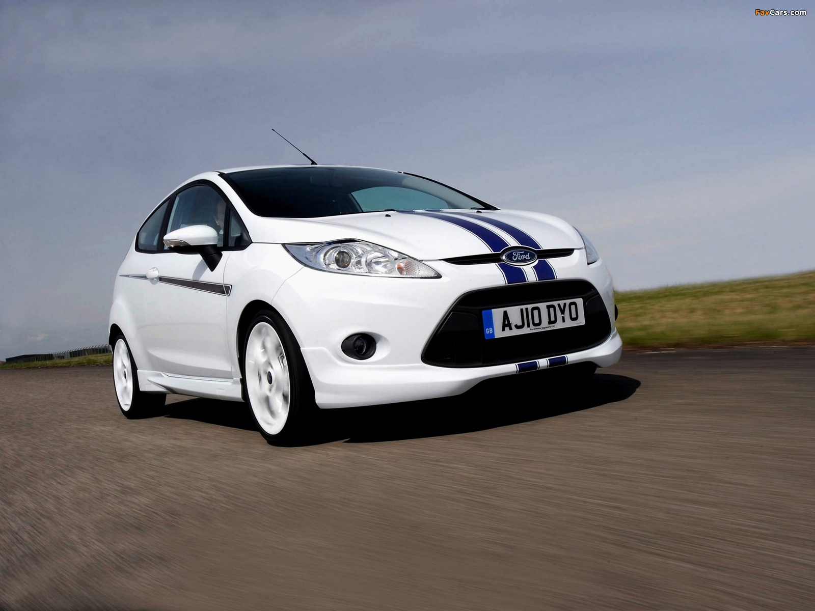 Images of Ford Fiesta S1600 2010 (1600 x 1200)