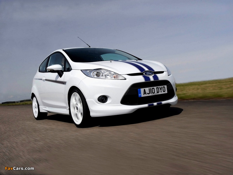 Images of Ford Fiesta S1600 2010 (800 x 600)