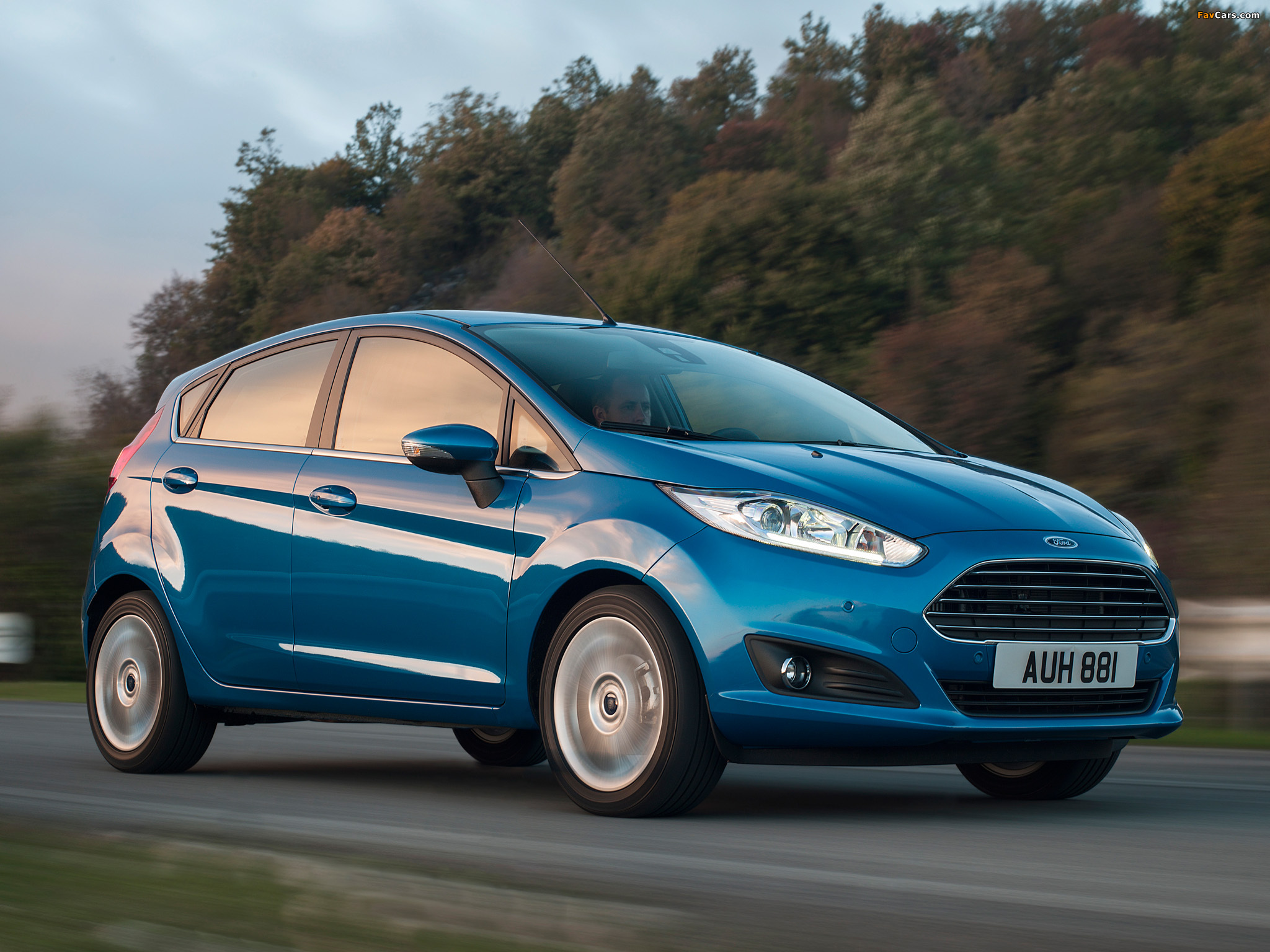 Images of Ford Fiesta 5-door 2012 (2048 x 1536)