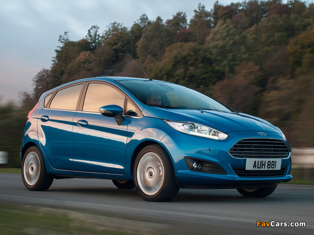 Images of Ford Fiesta 5-door 2012 (640 x 480)