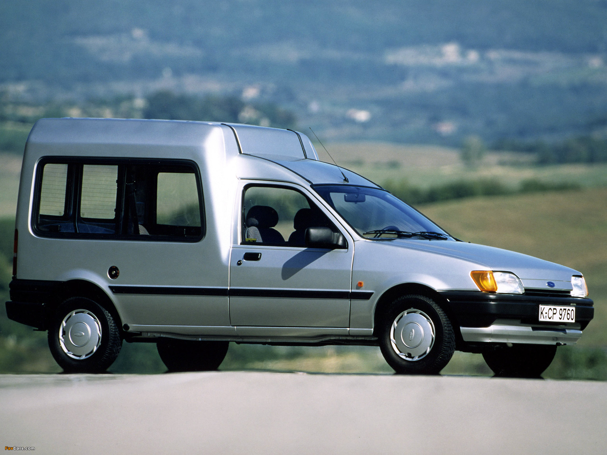 Photos of Ford Fiesta Courier 1991–95 (2048 x 1536)