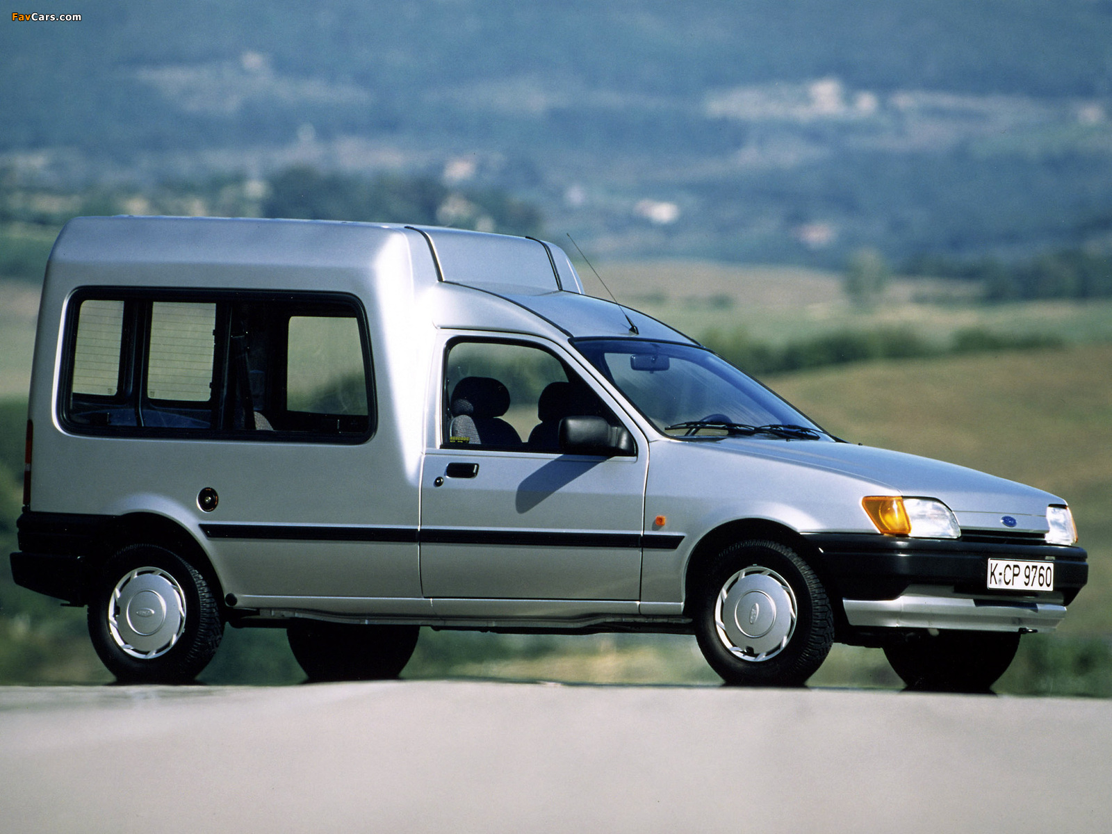 Photos of Ford Fiesta Courier 1991–95 (1600 x 1200)