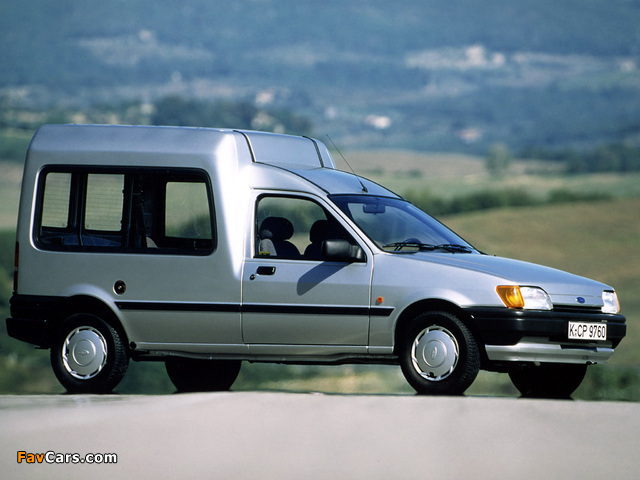 Photos of Ford Fiesta Courier 1991–95 (640 x 480)