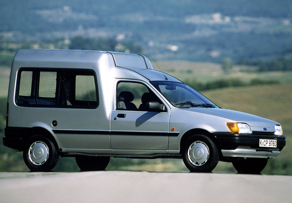 Photos of Ford Fiesta Courier 1991–95