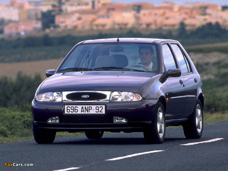Photos of Ford Fiesta 5-door 1995–99 (800 x 600)