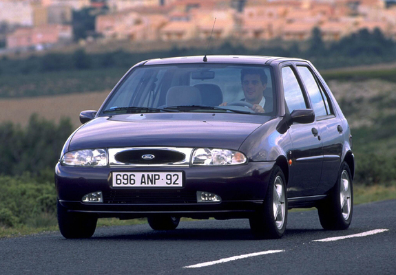 Photos of Ford Fiesta 5-door 1995–99