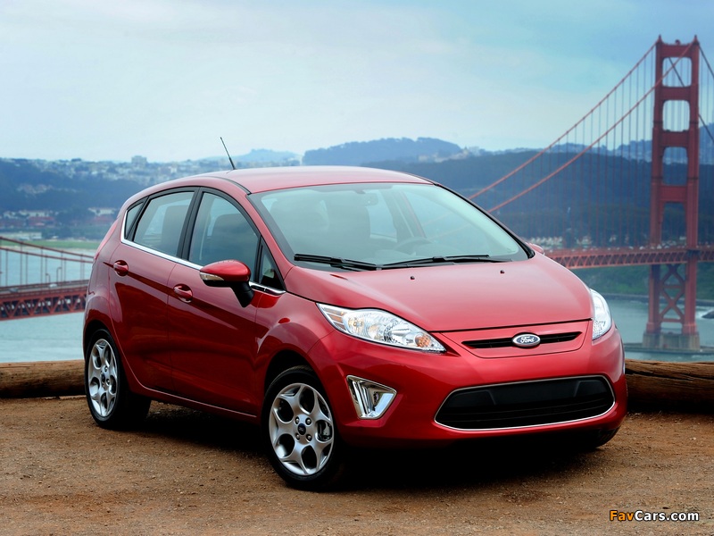 Photos of Ford Fiesta Hatchback US-spec 2010–13 (800 x 600)