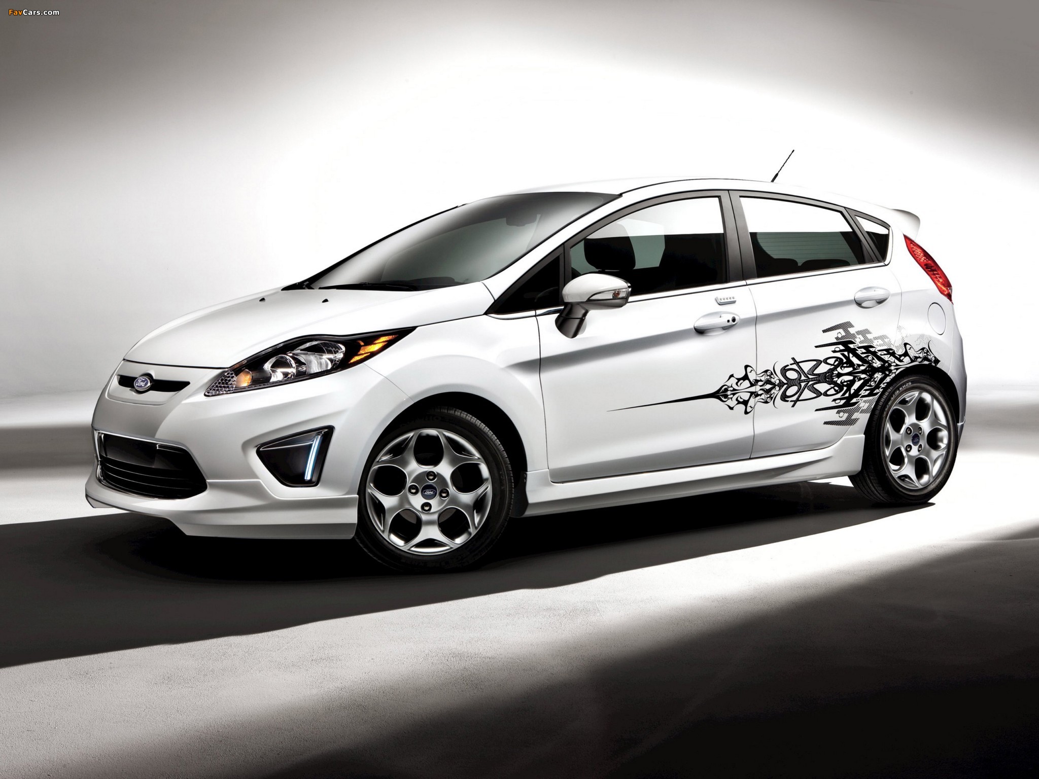 Photos of Ford Fiesta Accessories Body Kit 2010 (2048 x 1536)