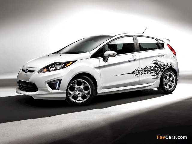 Photos of Ford Fiesta Accessories Body Kit 2010 (640 x 480)