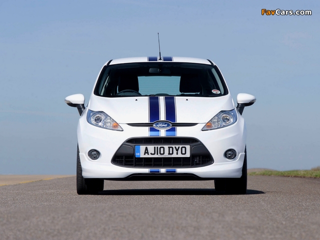 Photos of Ford Fiesta S1600 2010 (640 x 480)