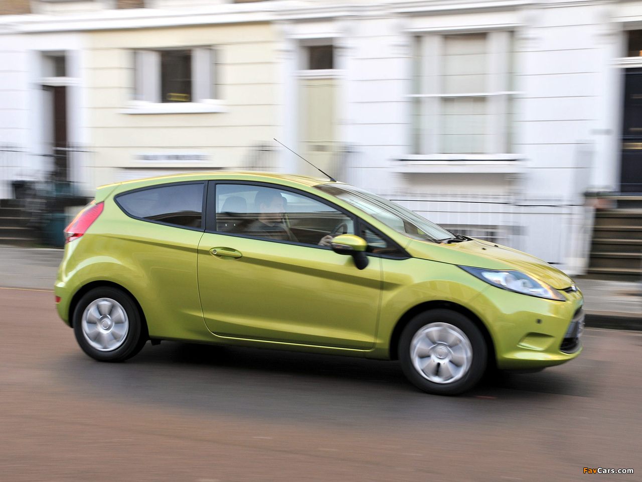 Photos of Ford Fiesta 3-door ECOnetic UK-spec 2011 (1280 x 960)