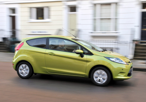 Photos of Ford Fiesta 3-door ECOnetic UK-spec 2011