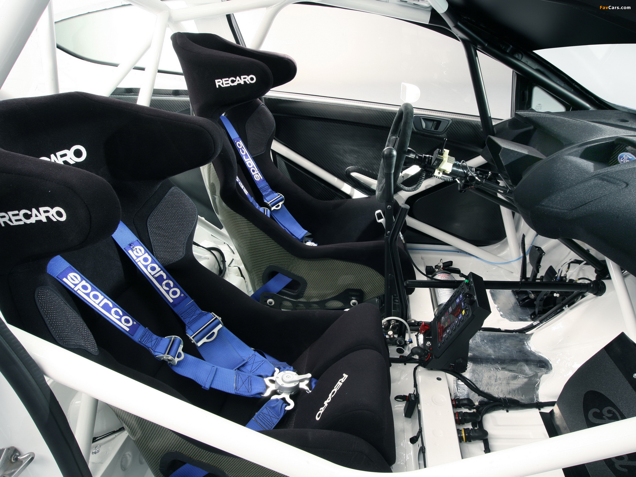 Photos of Ford Fiesta RS WRC 2011 (2048 x 1536)