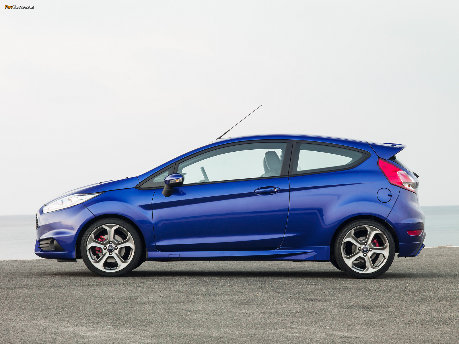 Photos of Ford Fiesta ST 3-door 2012 (1600 x 1200)