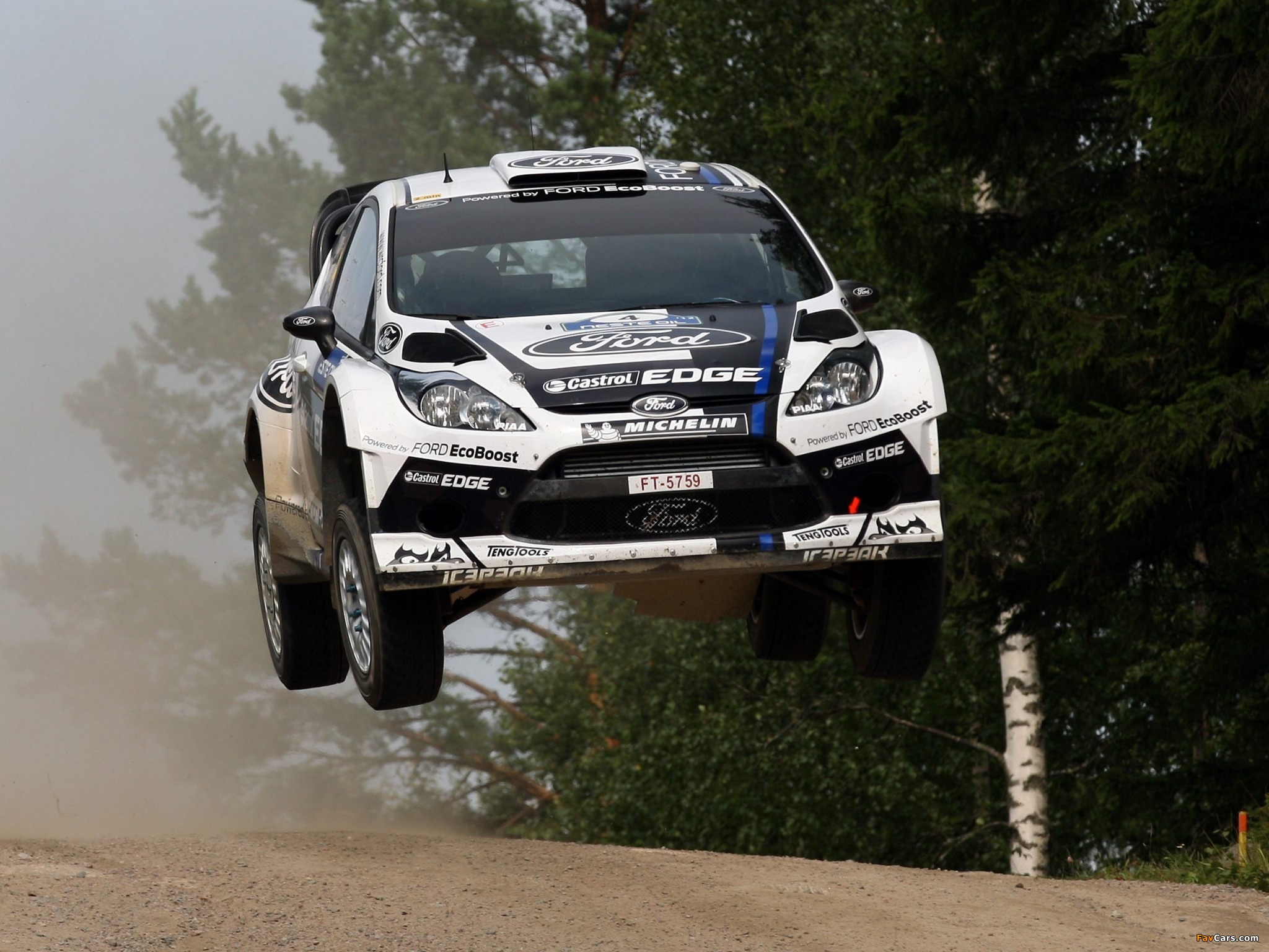 Photos of Ford Fiesta RS WRC 2012 (2048 x 1536)