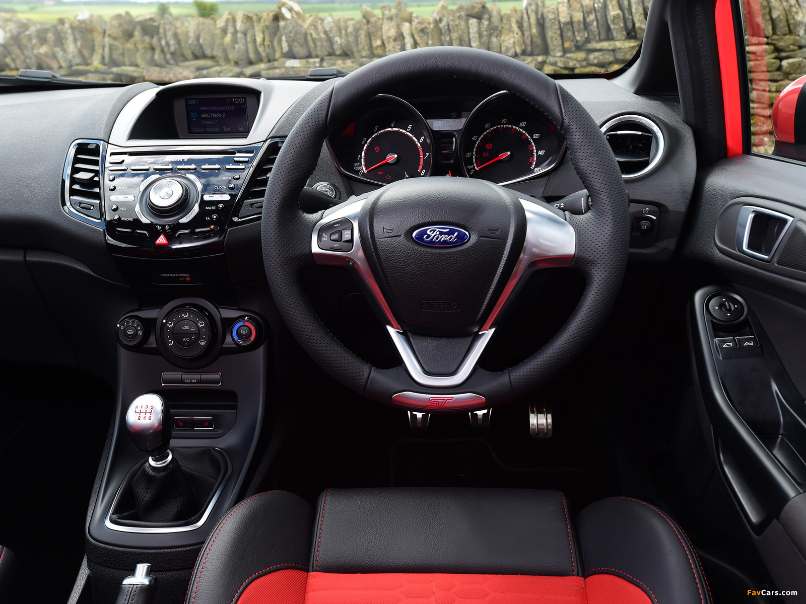 Photos of Ford Fiesta ST 5-door UK-spec 2016 (1600 x 1200)