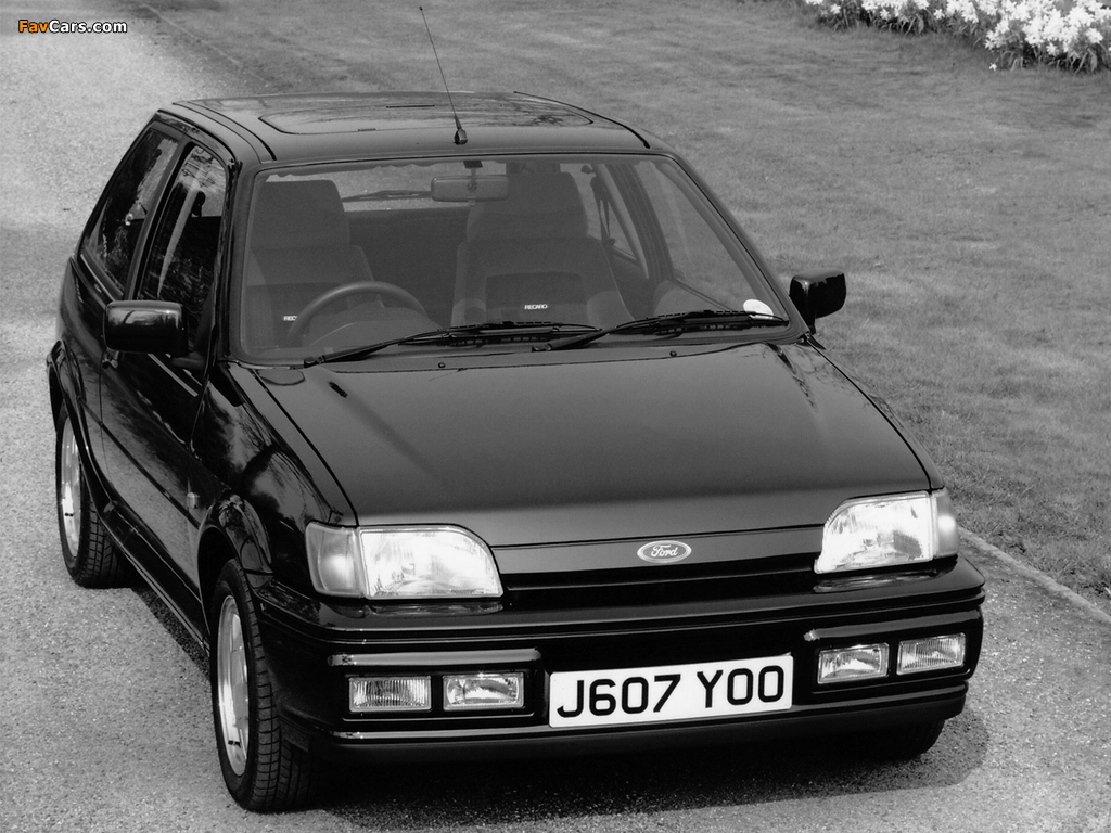 Pictures of Ford Fiesta RS1800 1992–93 (1024 x 768)