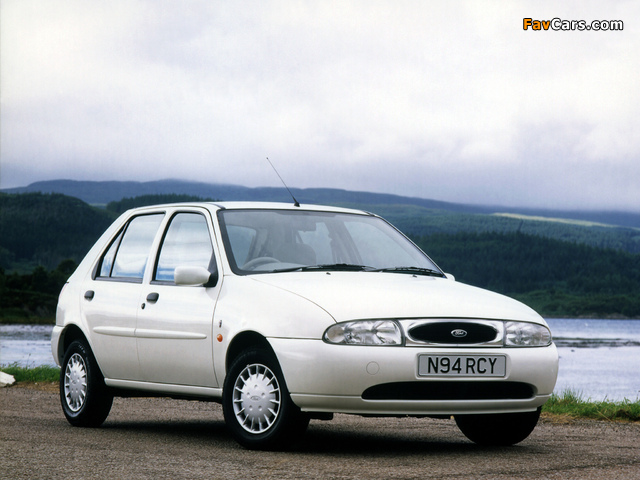 Pictures of Ford Fiesta 5-door UK-spec 1995–99 (640 x 480)