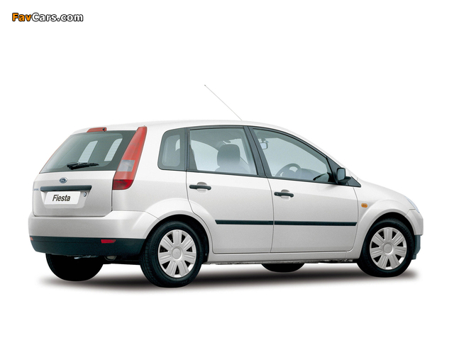 Pictures of Ford Fiesta 5-door JP-spec 2002–05 (640 x 480)