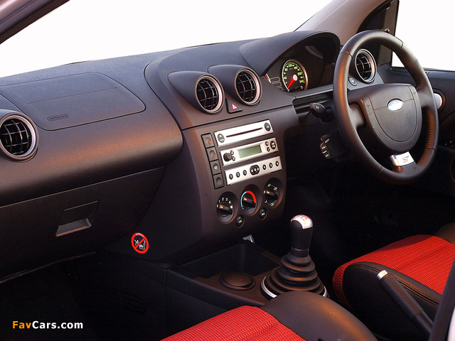 Pictures of Ford Fiesta ST ZA-spec 2004–05 (640 x 480)